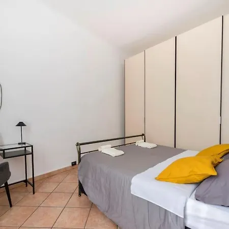 Apartment Charming Flat - Navigli, Duomo