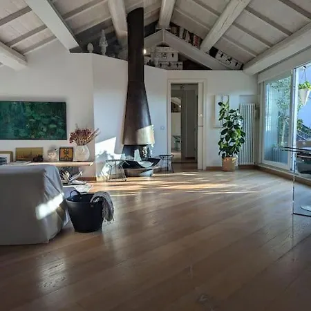 Superwhite Loft&terrace In Brera 밀라노