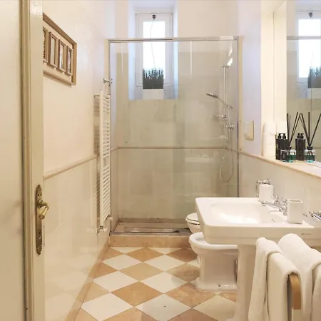アパート Comecasa 2 Bedrooms In Via Curtatone