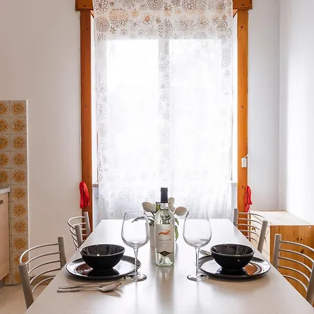 Moncler House Navigli *