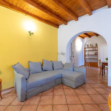 Silent Flat Between Duomo And Navigli 아파트 *