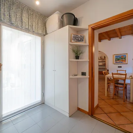 Silent Flat Between Duomo And Navigli * 밀라노