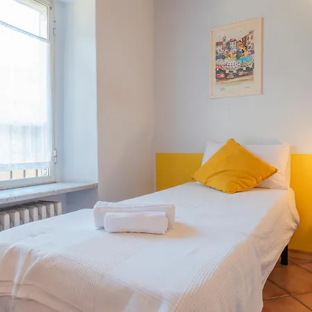 Silent Flat Between Duomo And Navigli Апартаменты *