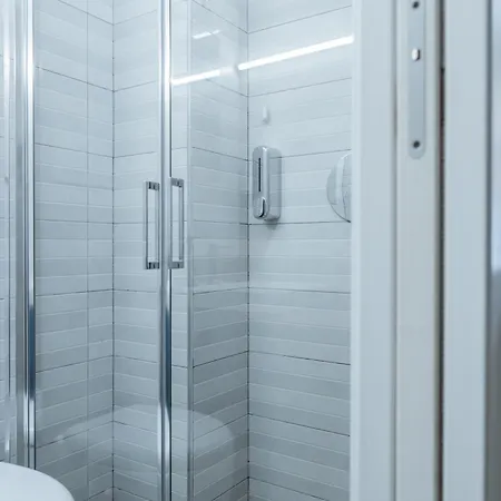 Isola Essence 200m Dal Bosco Verticale, Gae Aulenti, Garibaldi * Milano