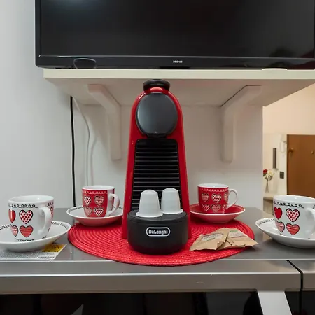 Romantica, Metro A 20m, Duomo E A 10 Min, Isola Apartment *