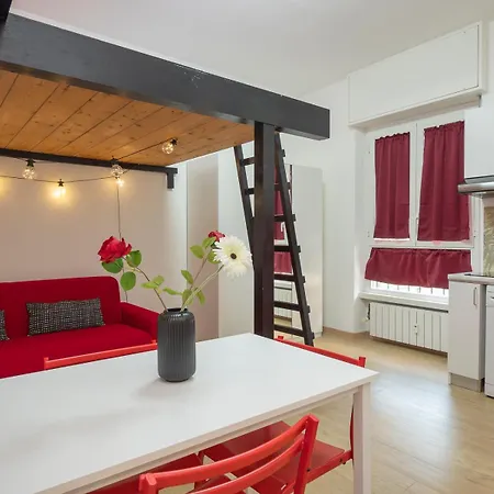 Apartment Romantica, Duomo E A 10 Min, Isola, Wi-fi, Aria Condizionata *