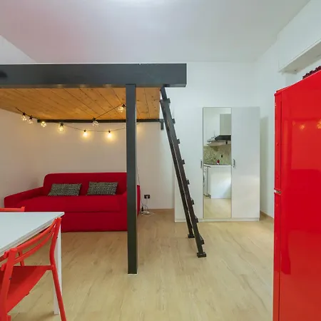 Romantica, Metro A 20m, Duomo E A 10 Min, Isola