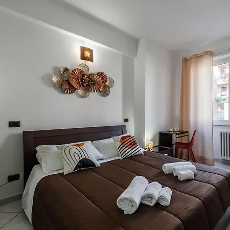 Nuovissima Dimora Con Terrazzino Milano