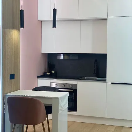 Imperia 11 * Milan