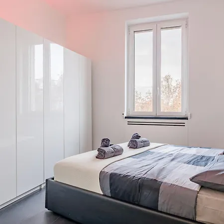 Exclusive Led House Corso Milan