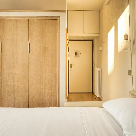 Just Urban - Luminoso Attico Nel Cuore Di - Duomo 10 Min