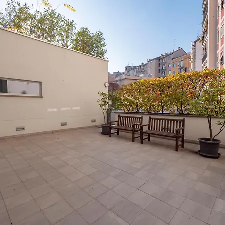 Apartamento Elegante E Luminoso Con Box Auto A Pochi Passi Da Metropolitana M4 *