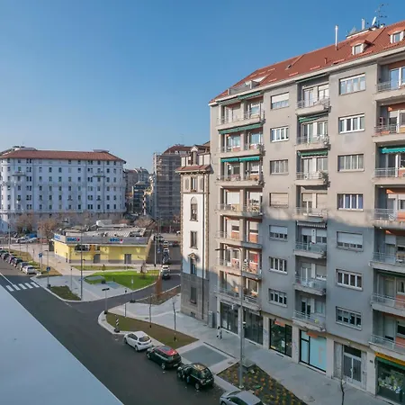 Elegante E Luminoso Con Box Auto A Pochi Passi Da Metropolitana M4 Apartment *