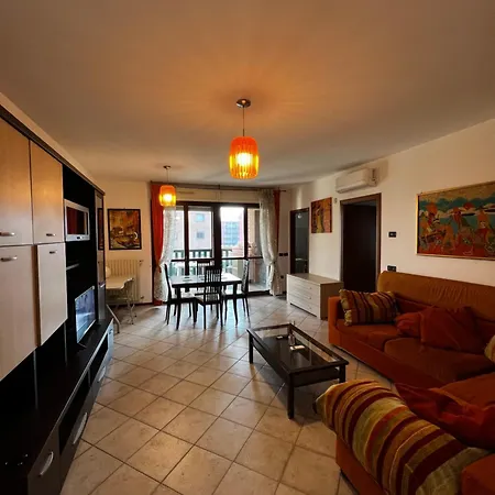 Prada Wifi-netflix-air Conditioning Apartment Mailand