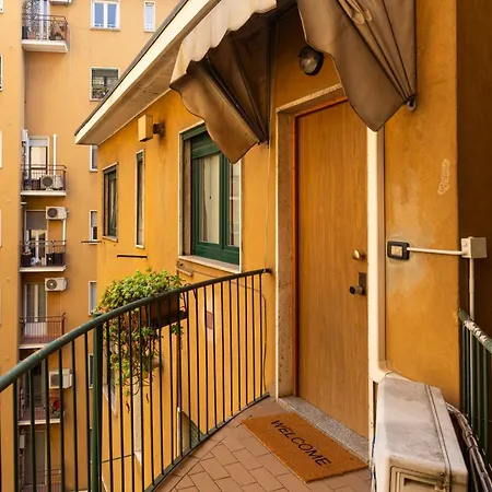 Wonderhome M4 Apartment Milan