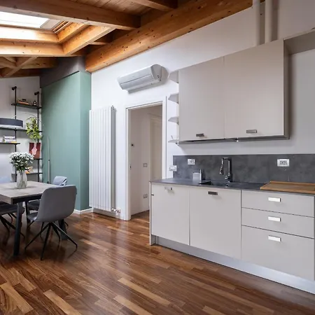 Spazioso Loft In Bicocca شقة