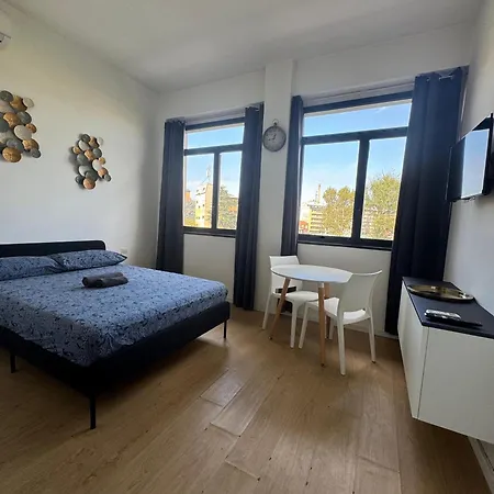 Stardust Padre Giuliani Apartment