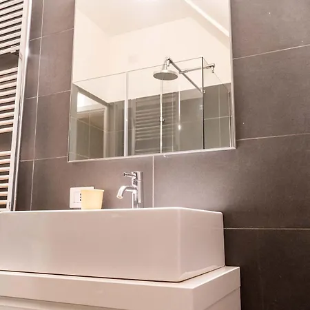 Corso Collection, Design