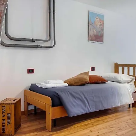 Urban Loft - Porta Romana Διαμέρισμα