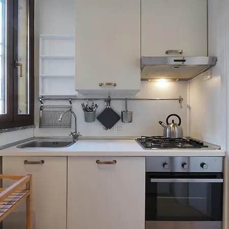 Apartment Silent & Charming In Lovely Conca Del Naviglio