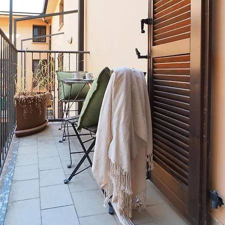 Silent & Charming In Lovely Conca Del Naviglio Milan