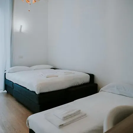 Апартаменты Superstudio 2 Bedrooms Heart Of Милан