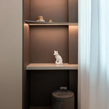 White House Con Posti Auto 밀라노