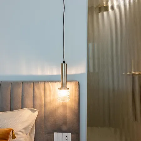 Apartament White House Con Posti Auto Mediolan