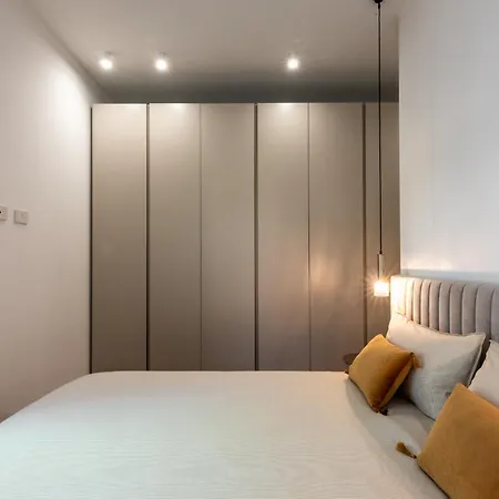 White House Con Posti Auto *