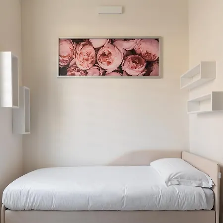 Tranquillo E Raffinato Monolocale Vicino Ptromana