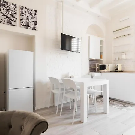 Tranquillo E Raffinato Monolocale Vicino Ptromana Apartament