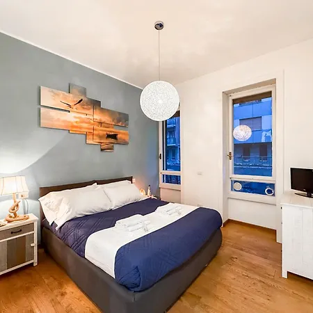 Apartamento Trilocale Ampio E Luminoso, A 150m Dalla Metro