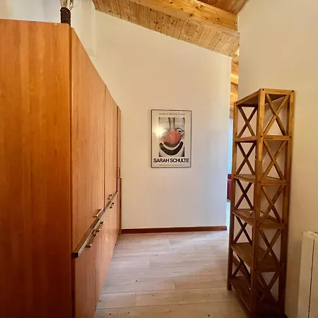 Moderno Con Design Caldo E Accogliente, Con Parcheggio Gratuito E Balcone Privato, Vicino A Fiere, Eventi E Concerti Appartamento *