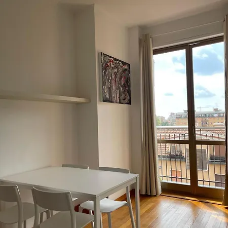 Bright Flat - Fashion & Design District *