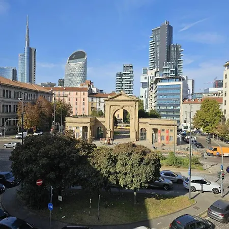 Appartamento Brera Con Posto Auto Gratuito