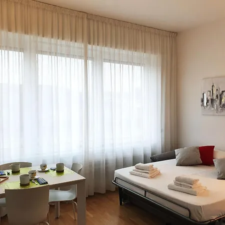 Brera Con Posto Auto Gratuito Milan