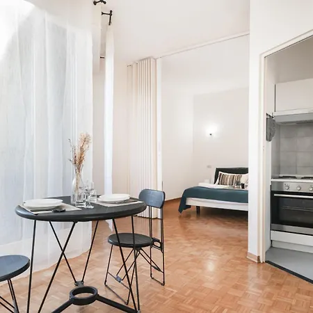 Easylife - - Romana 51 - Porta Romana *