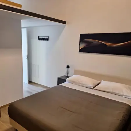 Palmanova Bilocale In Affitto Breve * Milano