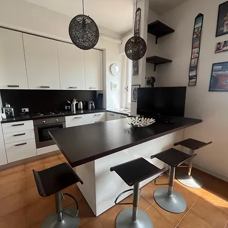 Sunny Comfy Holiday home Milan