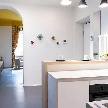 3-bedroom Design House San Babila-tricolore-m4 *