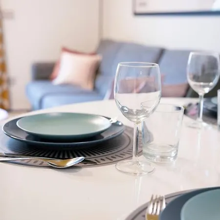 3-bedroom Design House San Babila-tricolore-m4 公寓 *