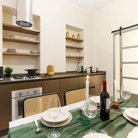 Apartment The Rent - Bright One Bedroom With Balcony In Moscova