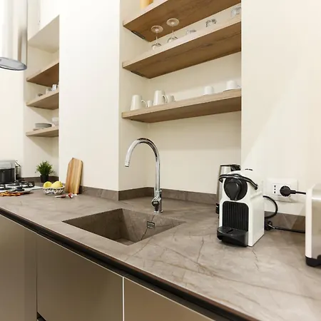 Appartamento The Rent - Bright One Bedroom With Balcony In Moscova