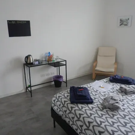 Gioli Bed & Breakfast 4*