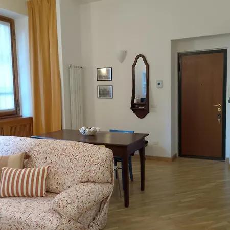 In The Center Apartment Milan