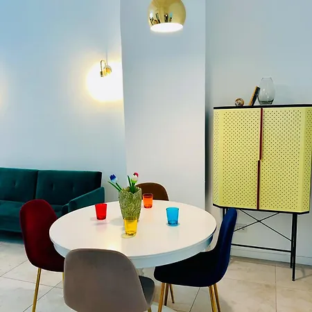 Flats And Modern In Navigli Apartment