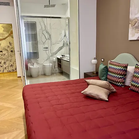 Luxury Gold Apartment