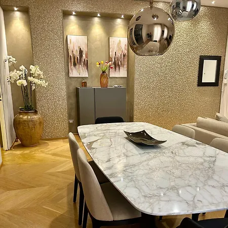 Luxury Gold Milan