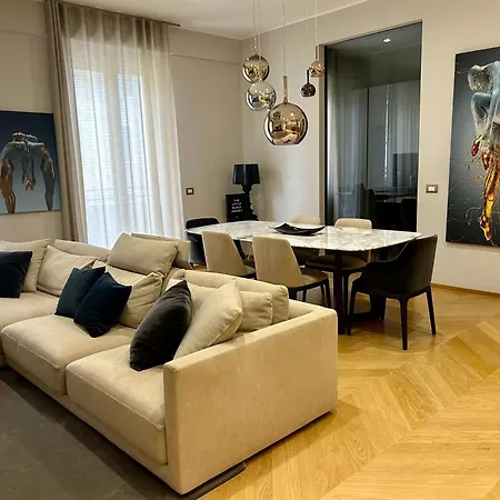 Luxury Gold Apartment *