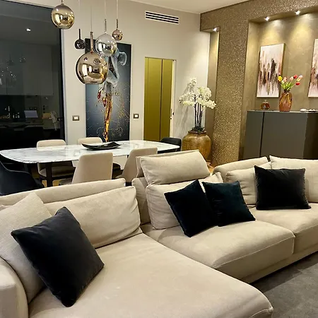 Luxury Gold Milan